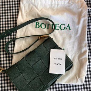 Bottega Veneta Cassette Bag - Raintree